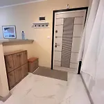 Cozy Apartment Near City Center
