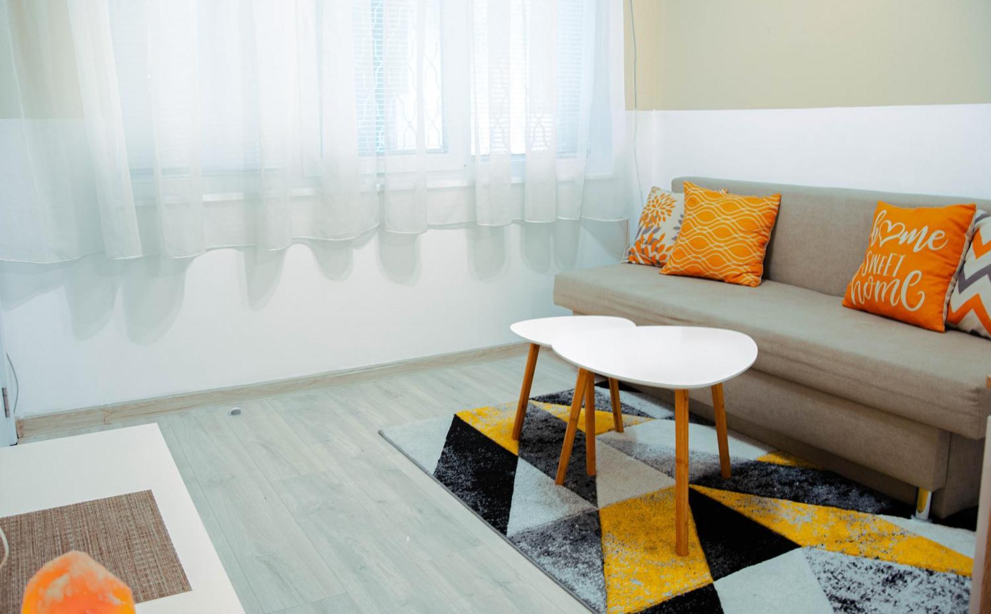 Apartment Cozy Near Center *